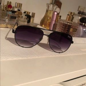 QUAY High Key Mini Black Fade